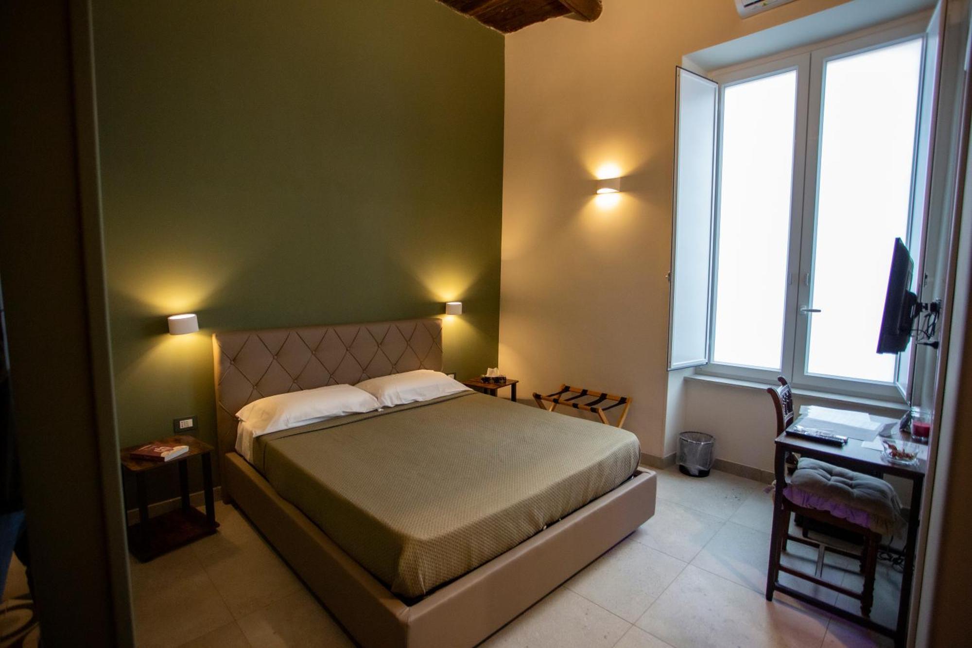 Xenia Neapolis Hotel Exterior photo