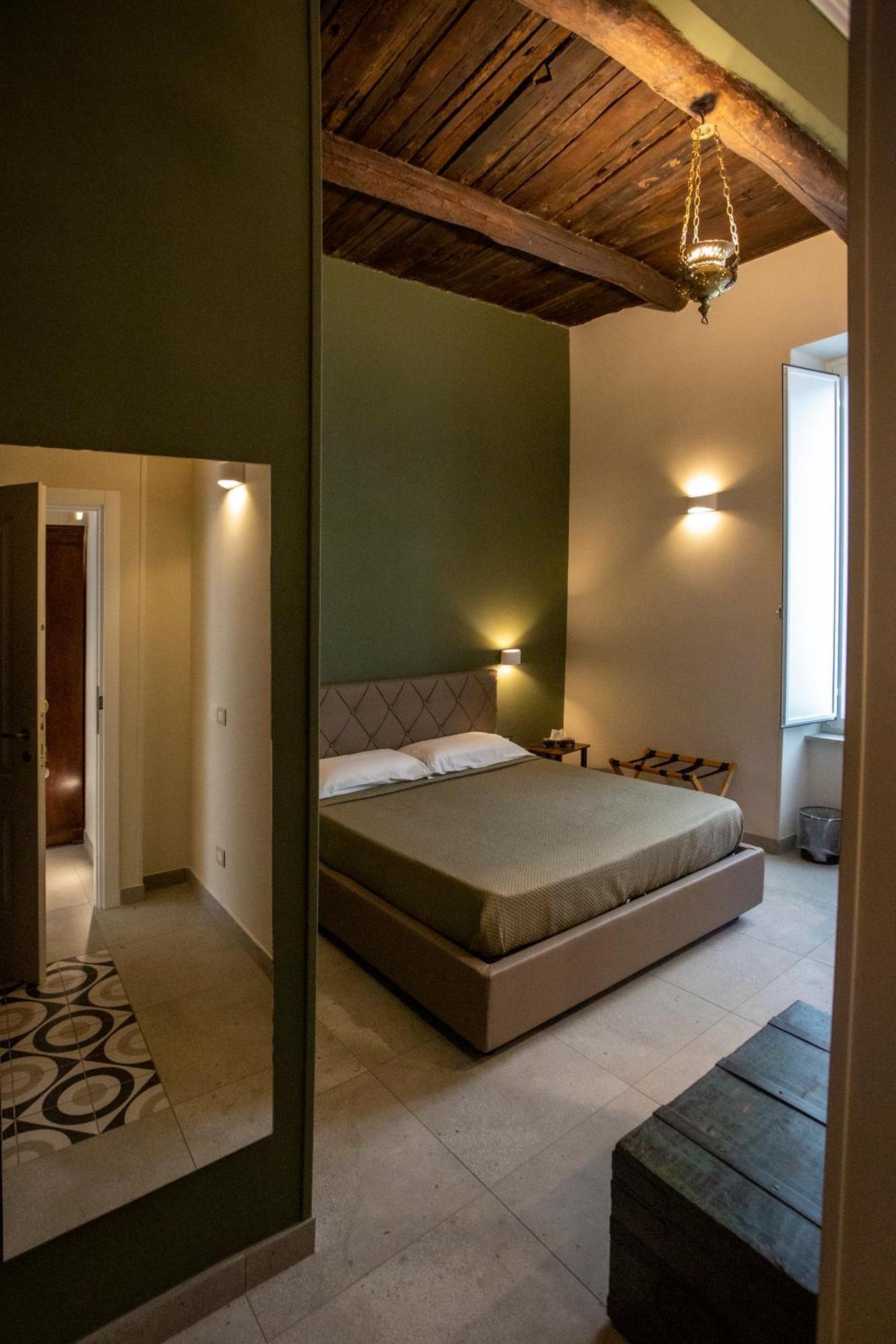Xenia Neapolis Hotel Exterior photo