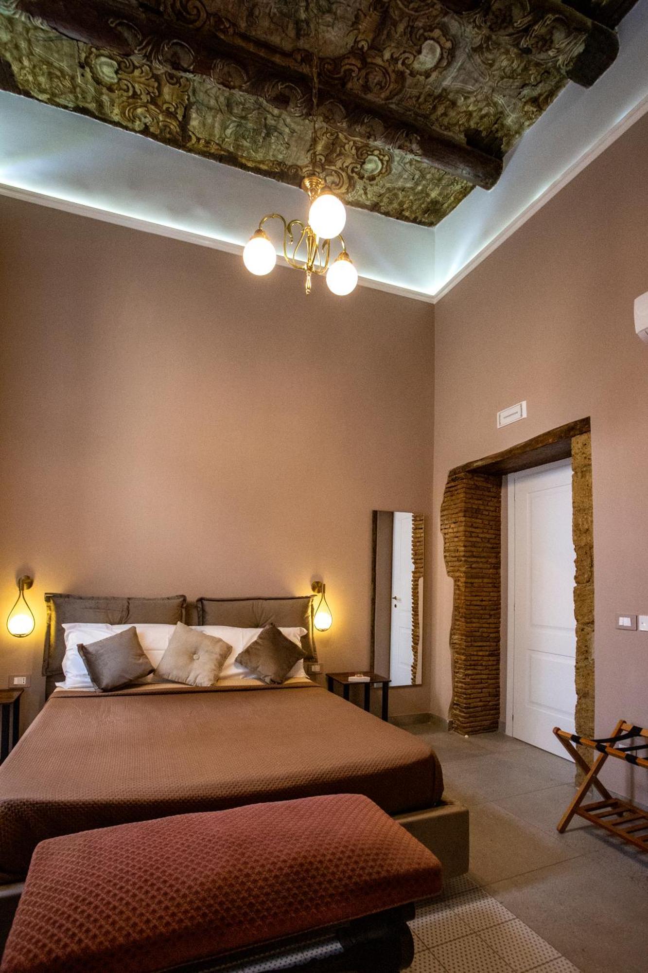 Xenia Neapolis Hotel Exterior photo