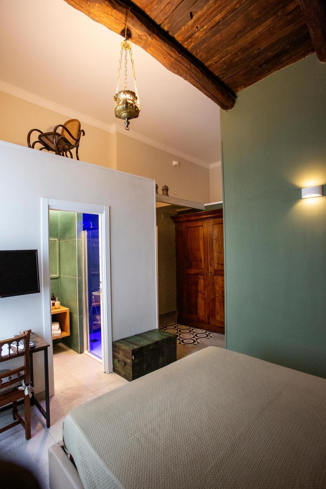 Xenia Neapolis Hotel Exterior photo